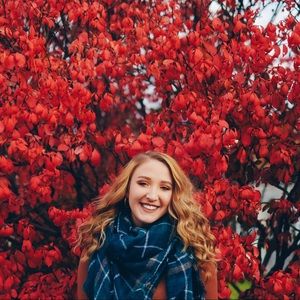 Meet your Posher, Michaela